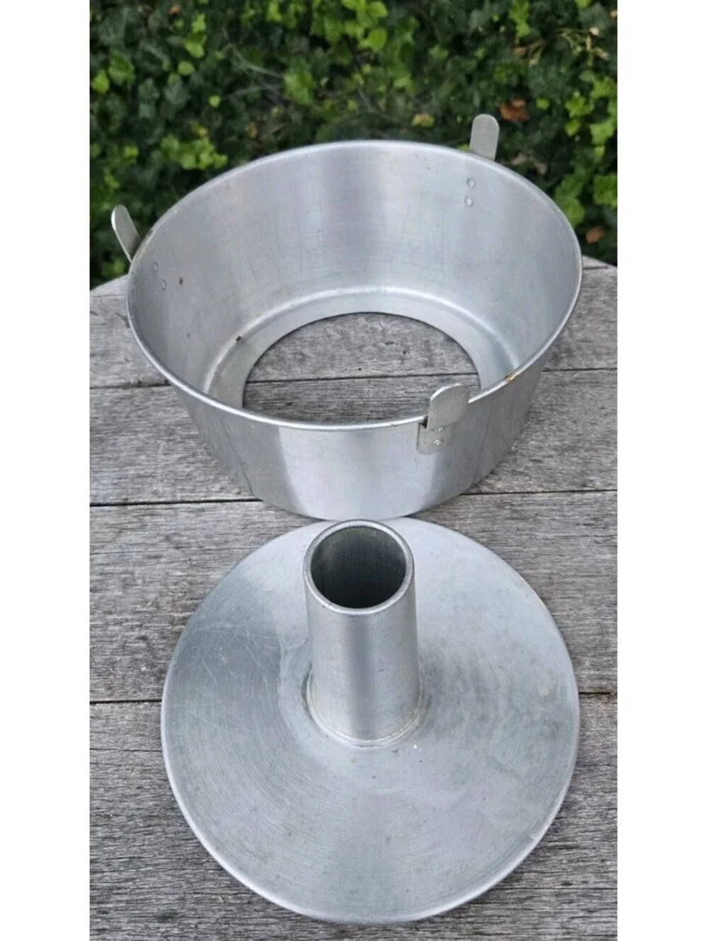 Vintage Aluminum 2 Piece 10